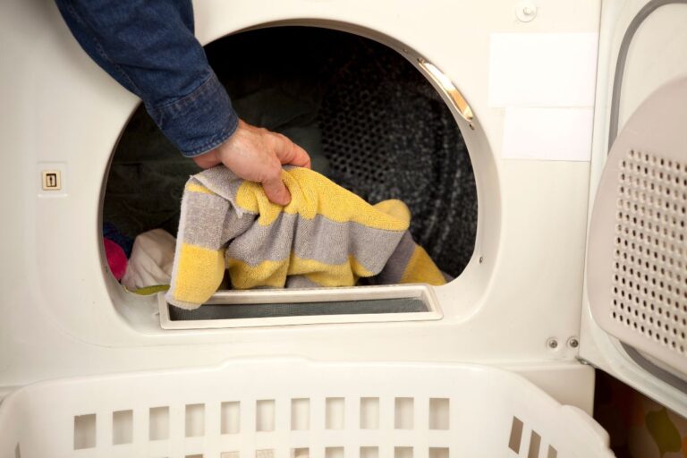 Placing Dry Towels in the Dryer Makes Wet Clothes Dry Faster